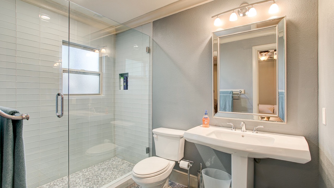 Photo of Bathroom in Lakewood