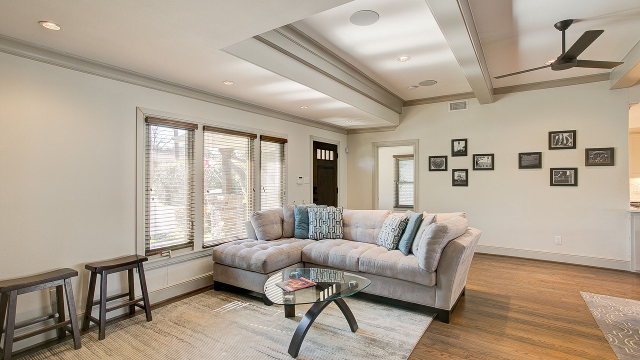 Photo of Livingroom in Lakewood
