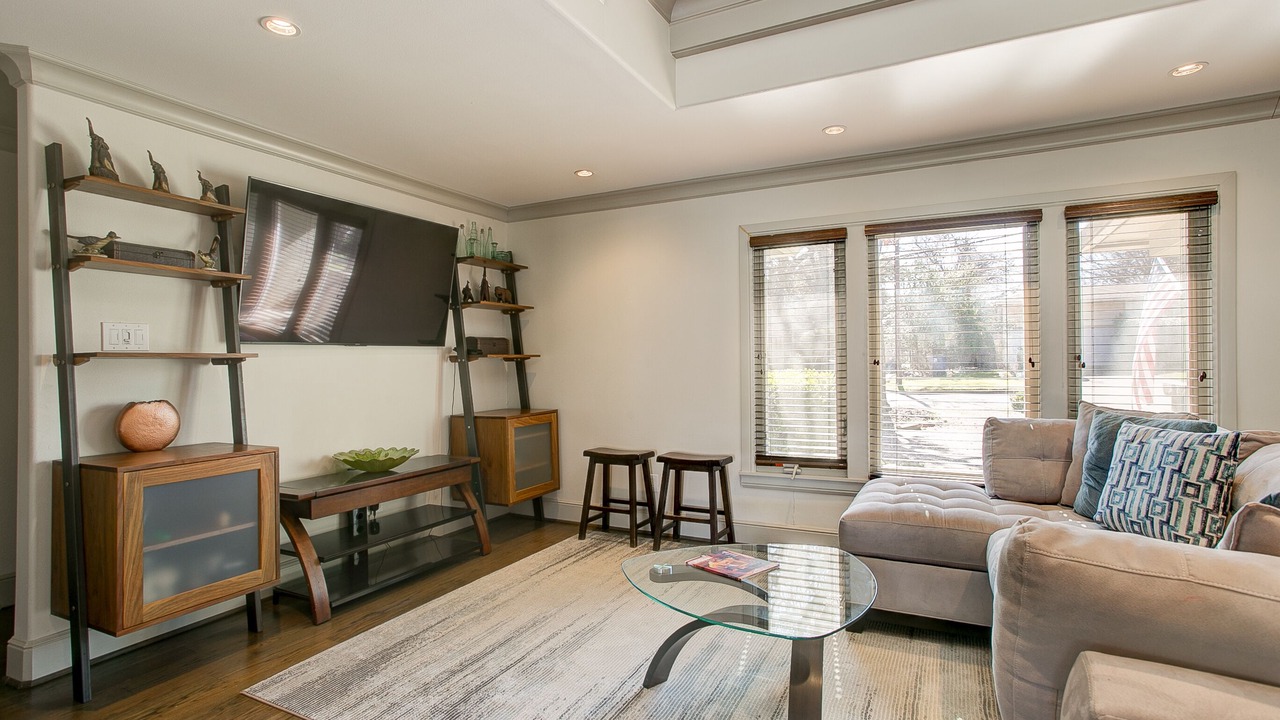 Photo of Livingroom in Lakewood