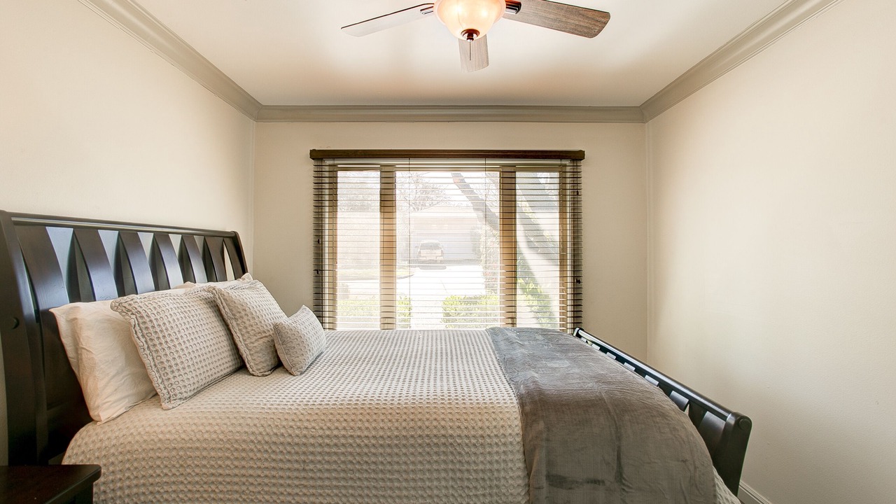 Photo of Bedroom in Lakewood