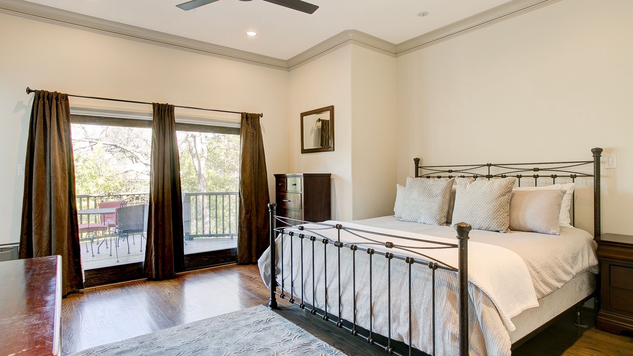 Photo of Bedroom in Lakewood