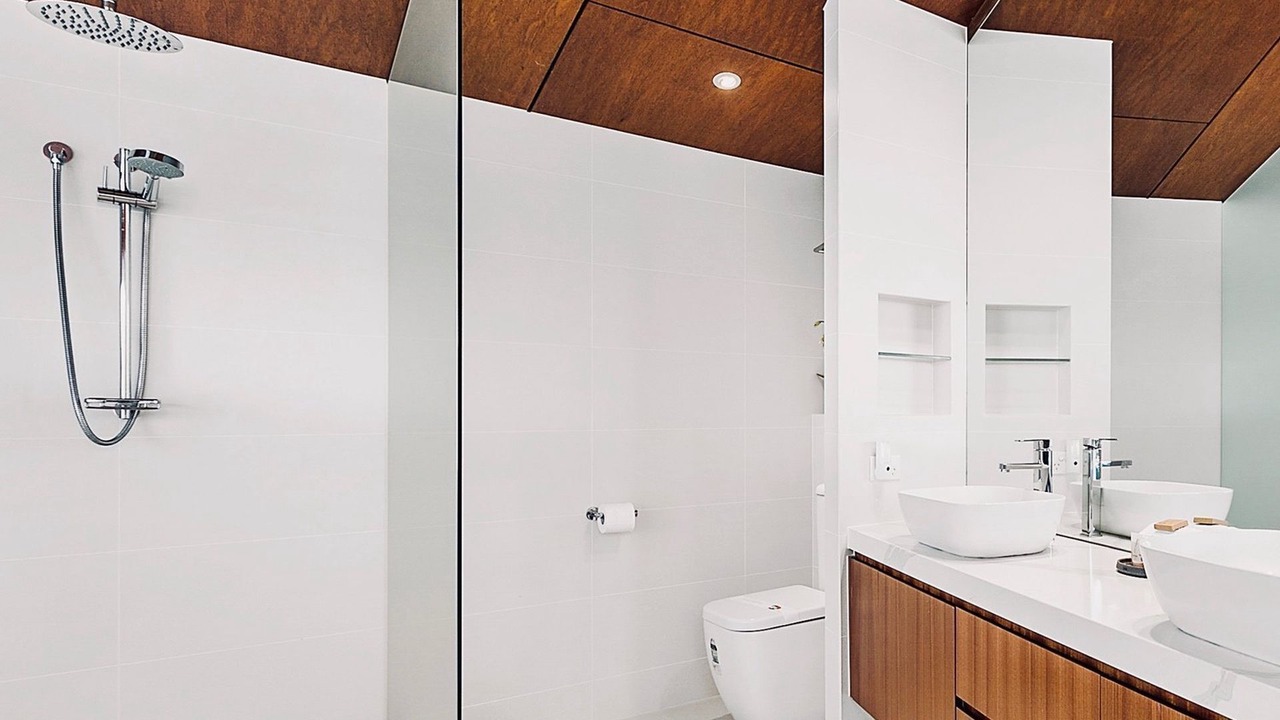 Photo of Bathroom in Sunshine Beach