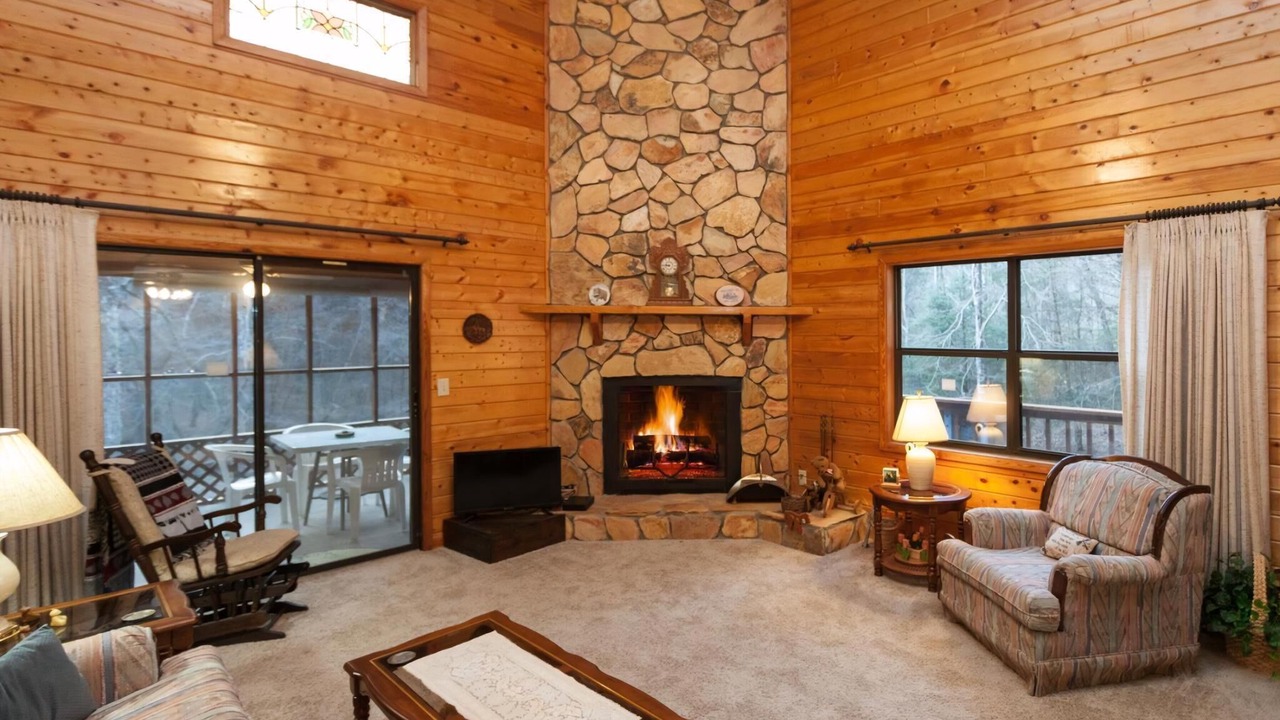 Photo of Livingroom in Blue Ridge