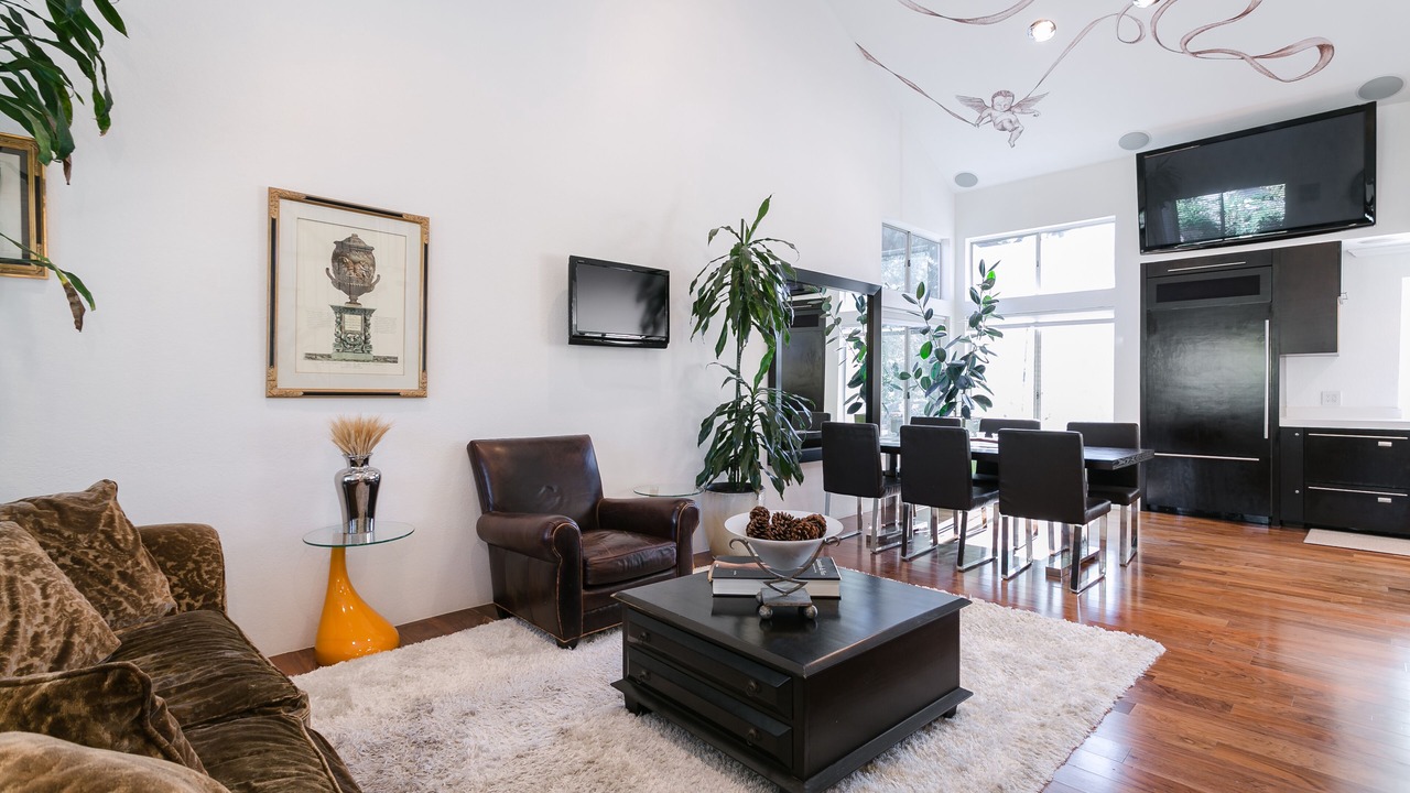 Photo of Livingroom in Stevenson Ranch
