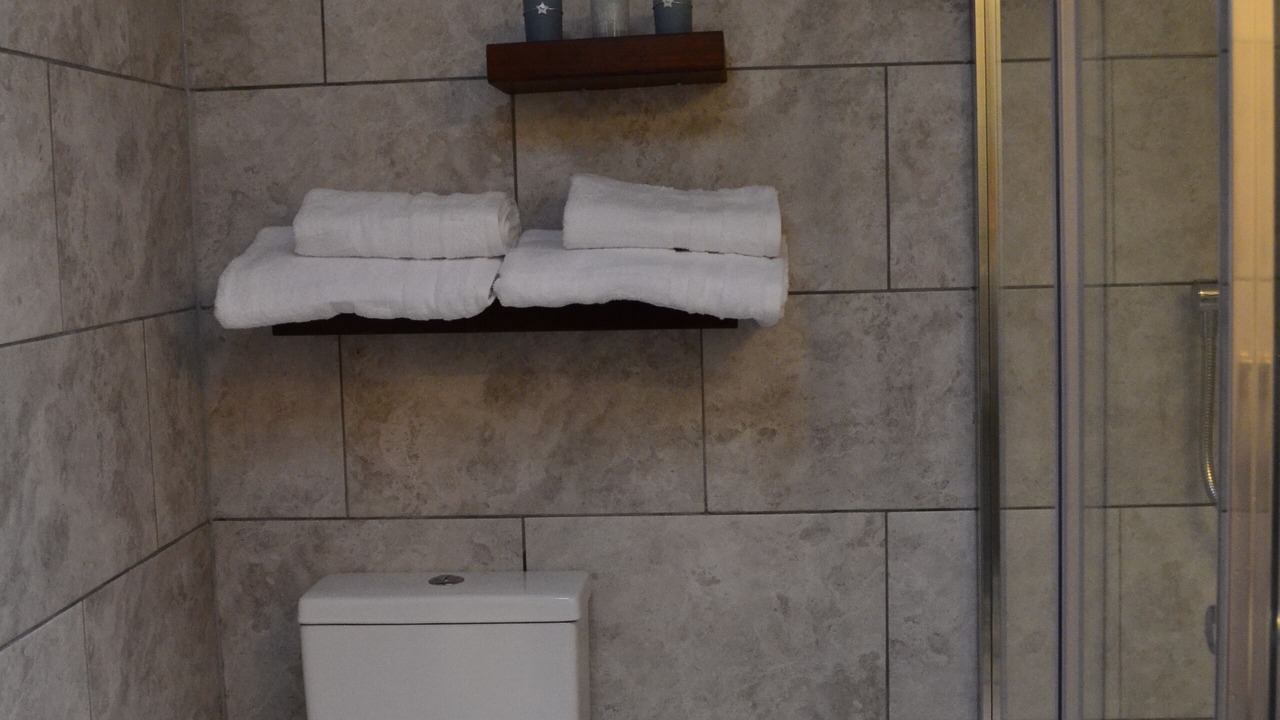 Photo of Bathroom in Girton