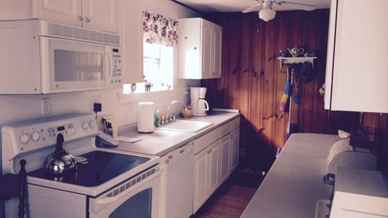 Photo of Kitchen in Huletts Landing