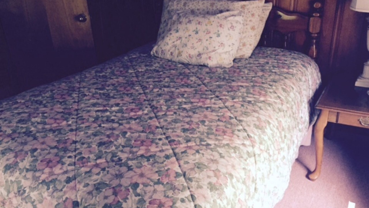 Photo of Bedroom in Huletts Landing