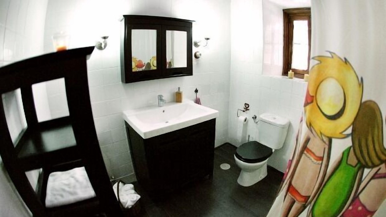Photo of Bathroom in Pradena