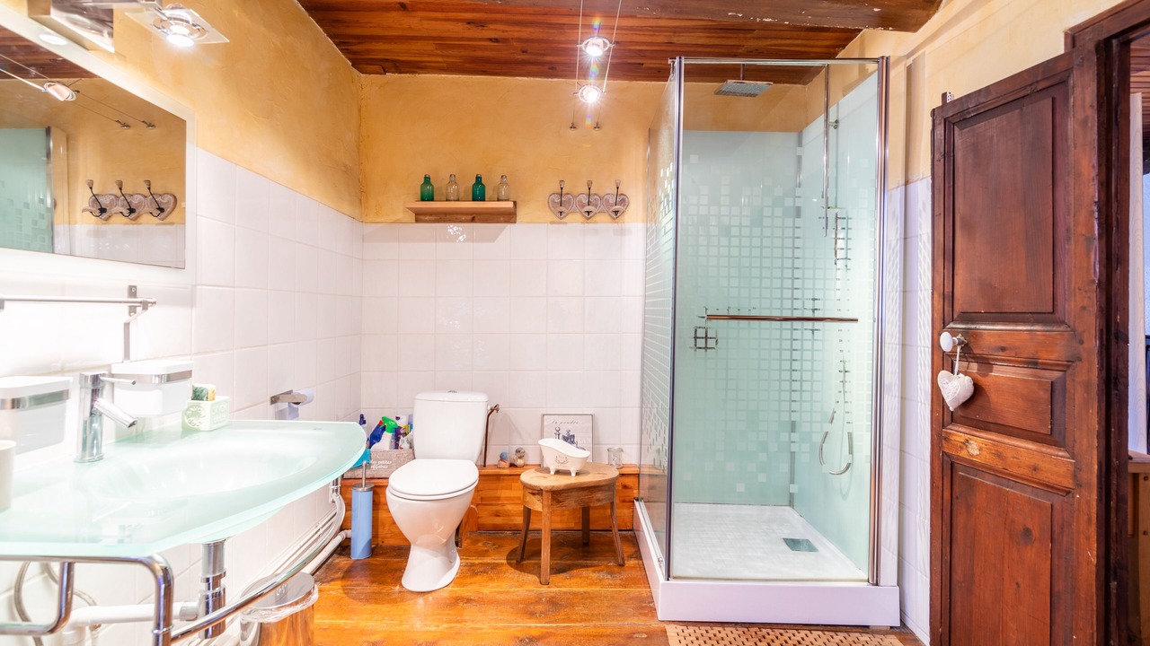 Photo of Bathroom in Marquixanes