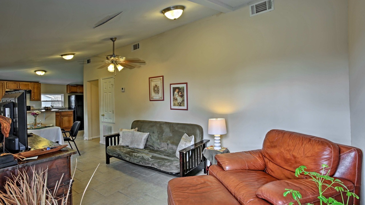Photo of Livingroom in Theriot