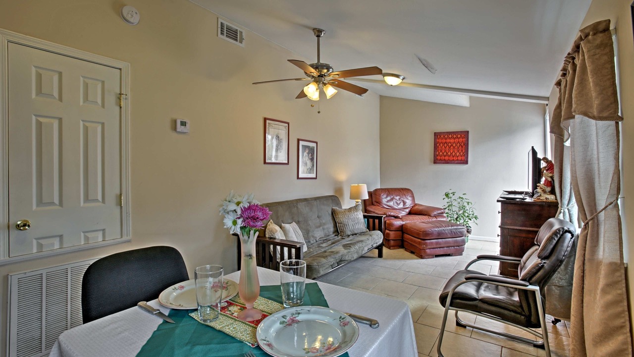 Photo of Livingroom in Theriot