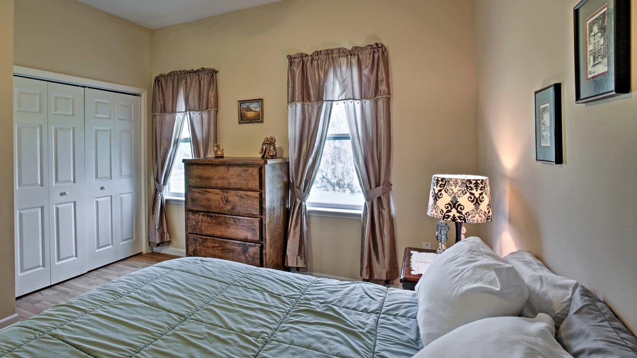 Photo of Bedroom in Theriot