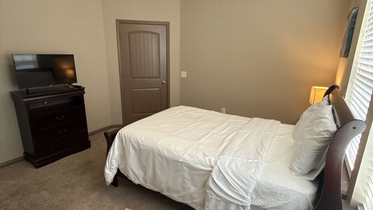 Photo of Bedroom in Grogan's Mill