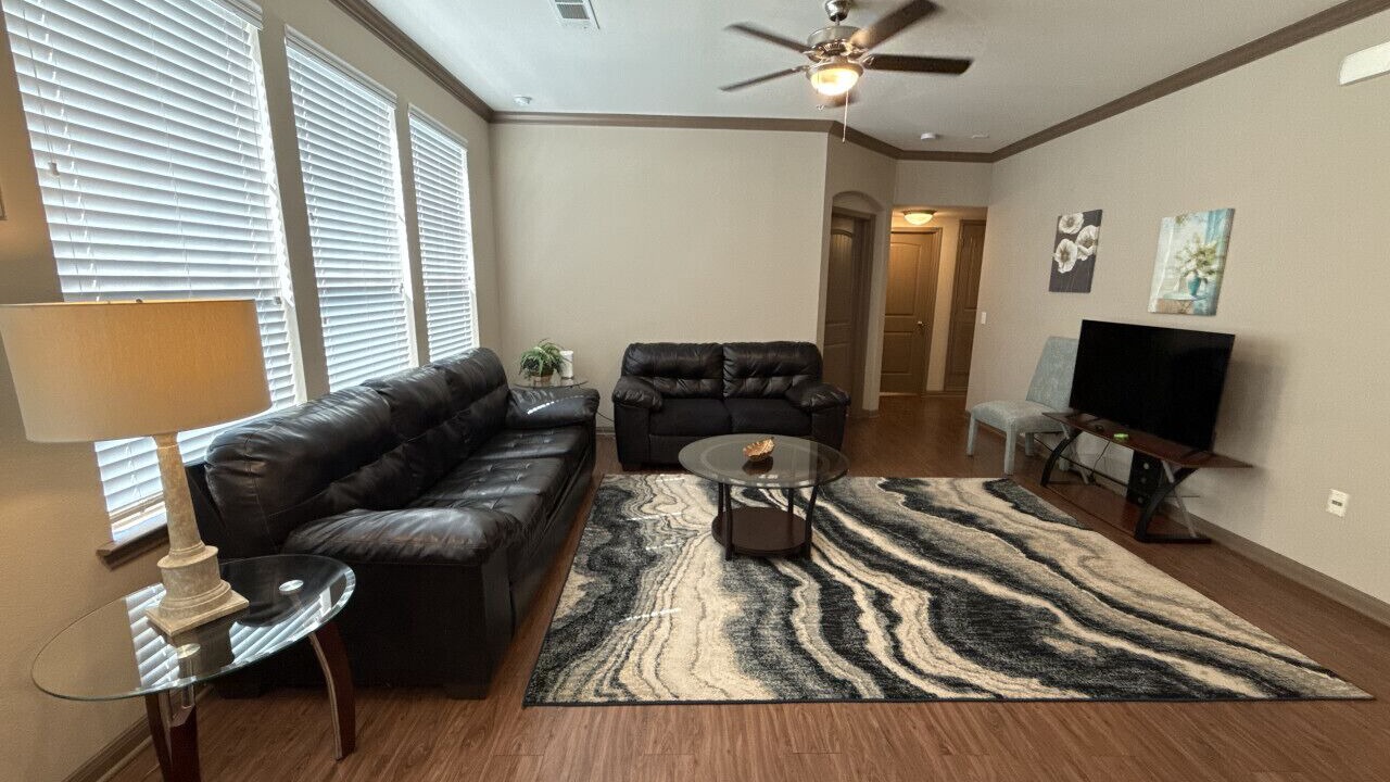 Photo of Livingroom in Grogan's Mill