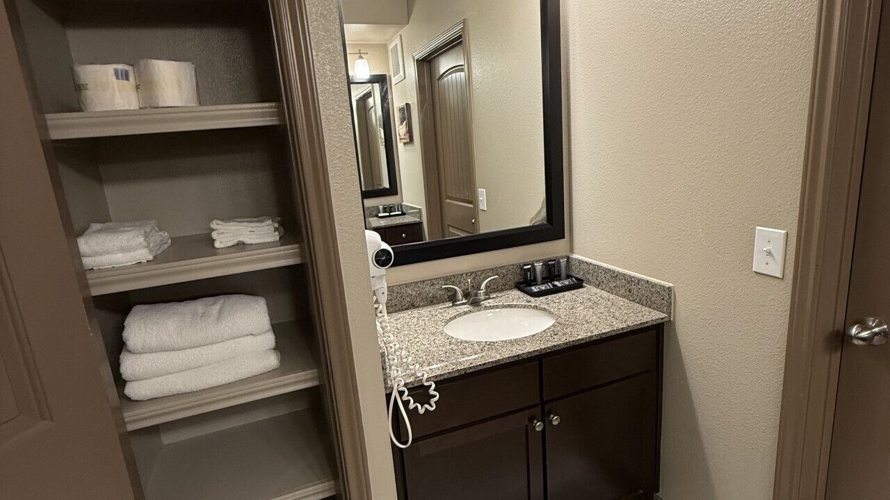 Photo of Bathroom in Grogan's Mill