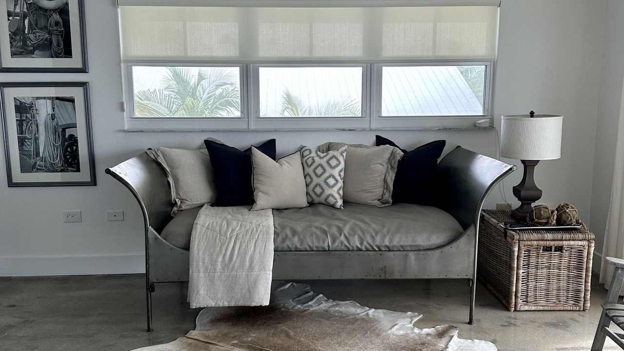 Photo of Livingroom in Venetian Shores