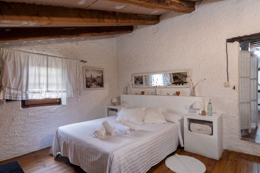 Photo of Bedroom in Santa Coloma de Farners