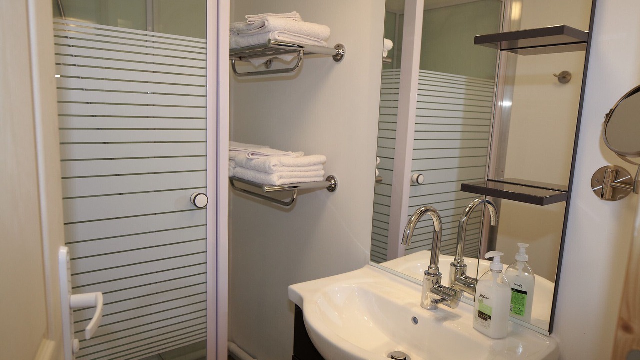 Photo of Bathroom in Calais