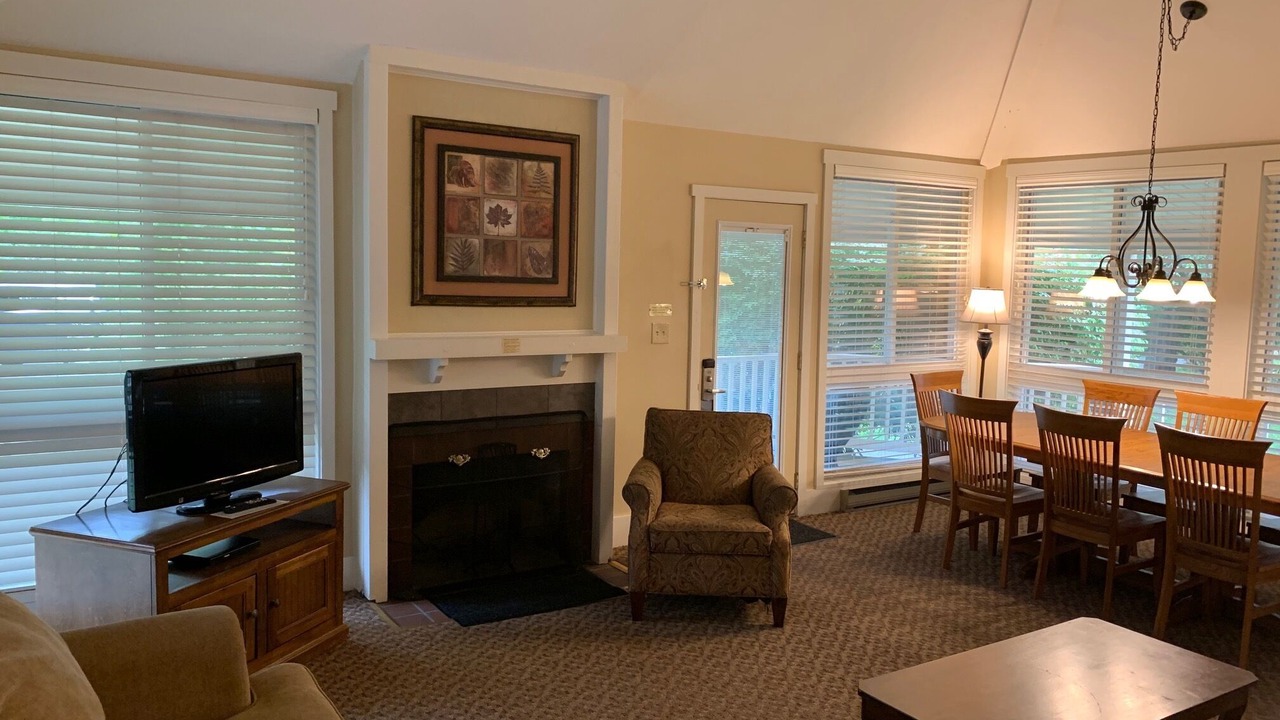 Photo of Livingroom in Shawnee On Delaware