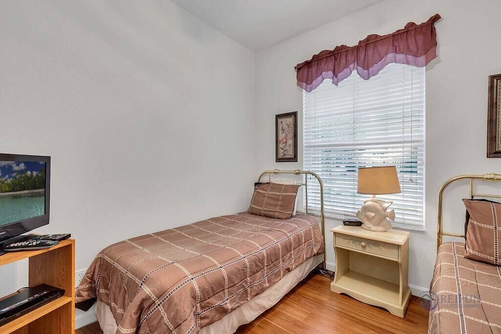 Photo of Bedroom in Windsor Palms