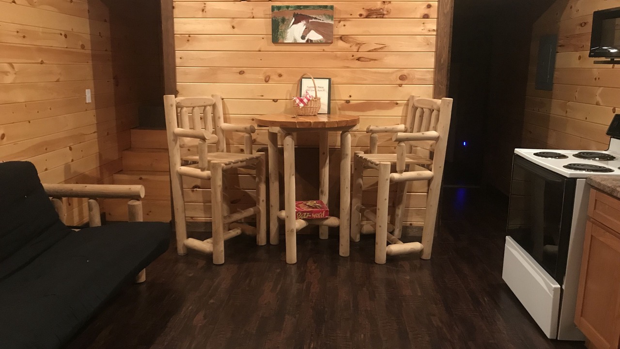 Photo of Livingroom in Granville Summit