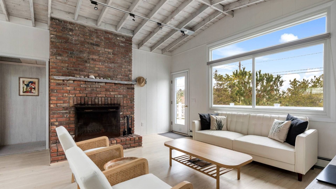 Photo of Livingroom in Napeague