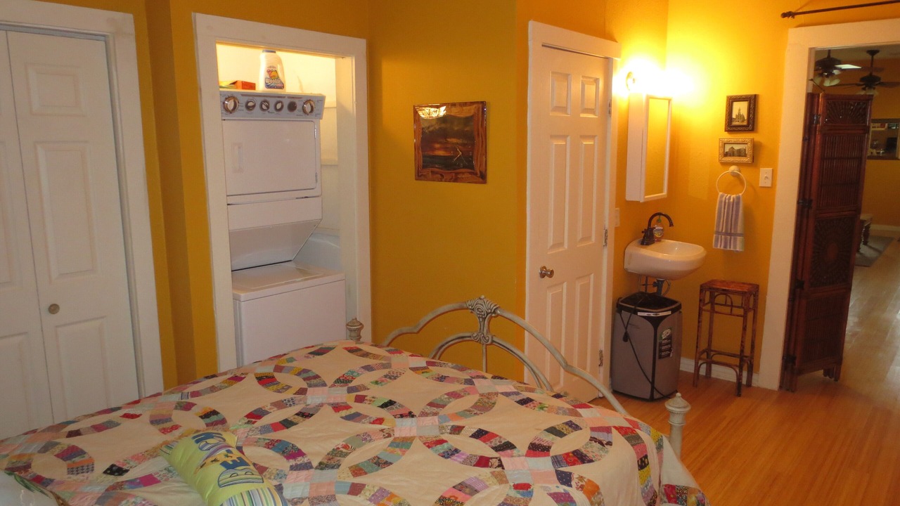 Photo of Bedroom in San Jacinto