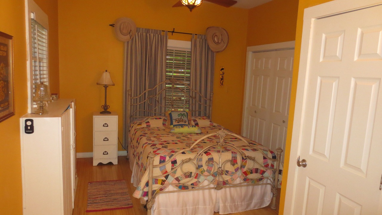 Photo of Bedroom in San Jacinto