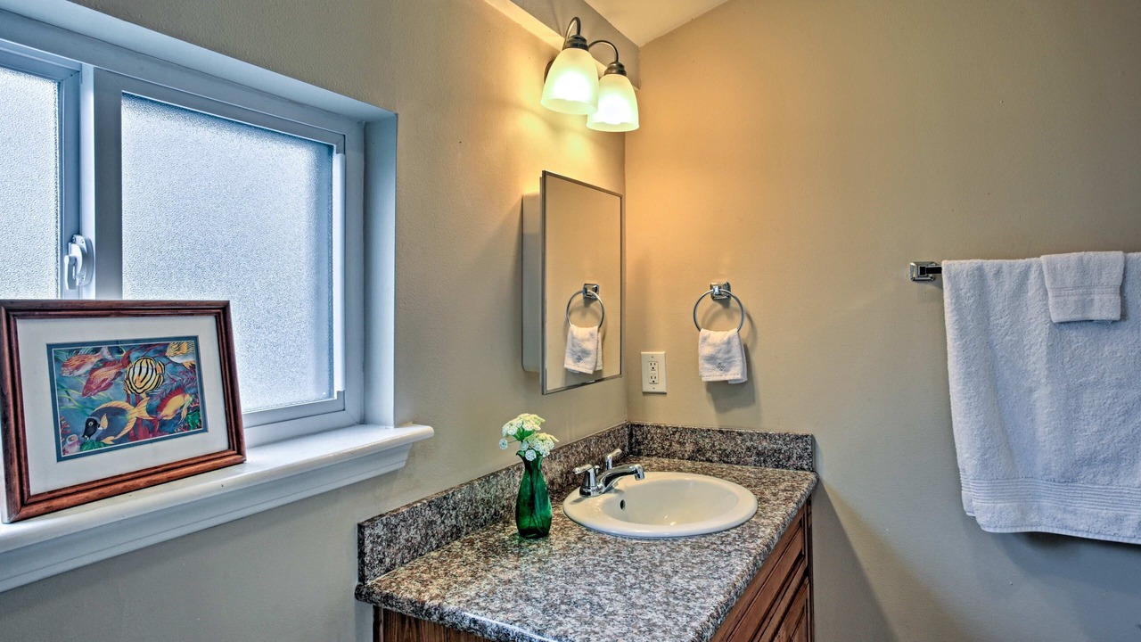 Photo of Bathroom in Theriot