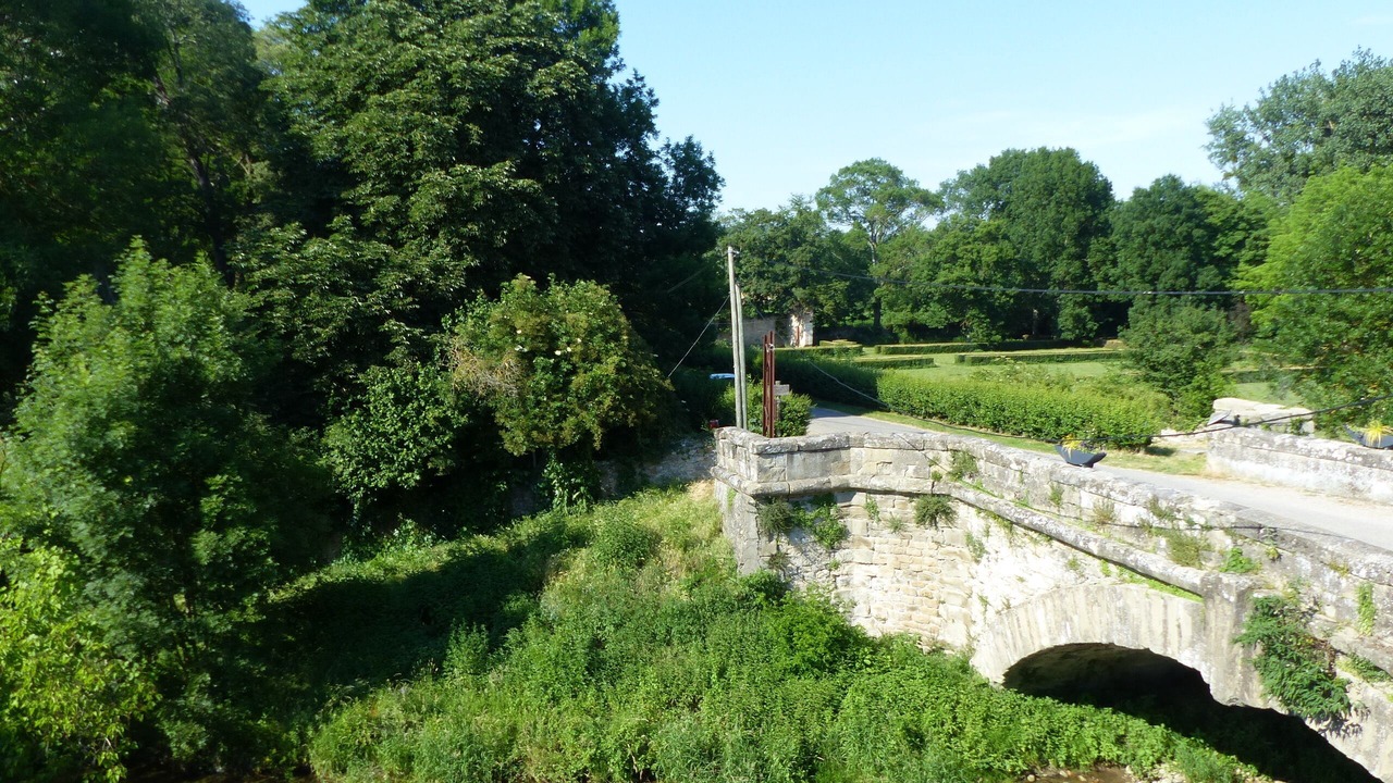 Photo of Outdoor in Leran