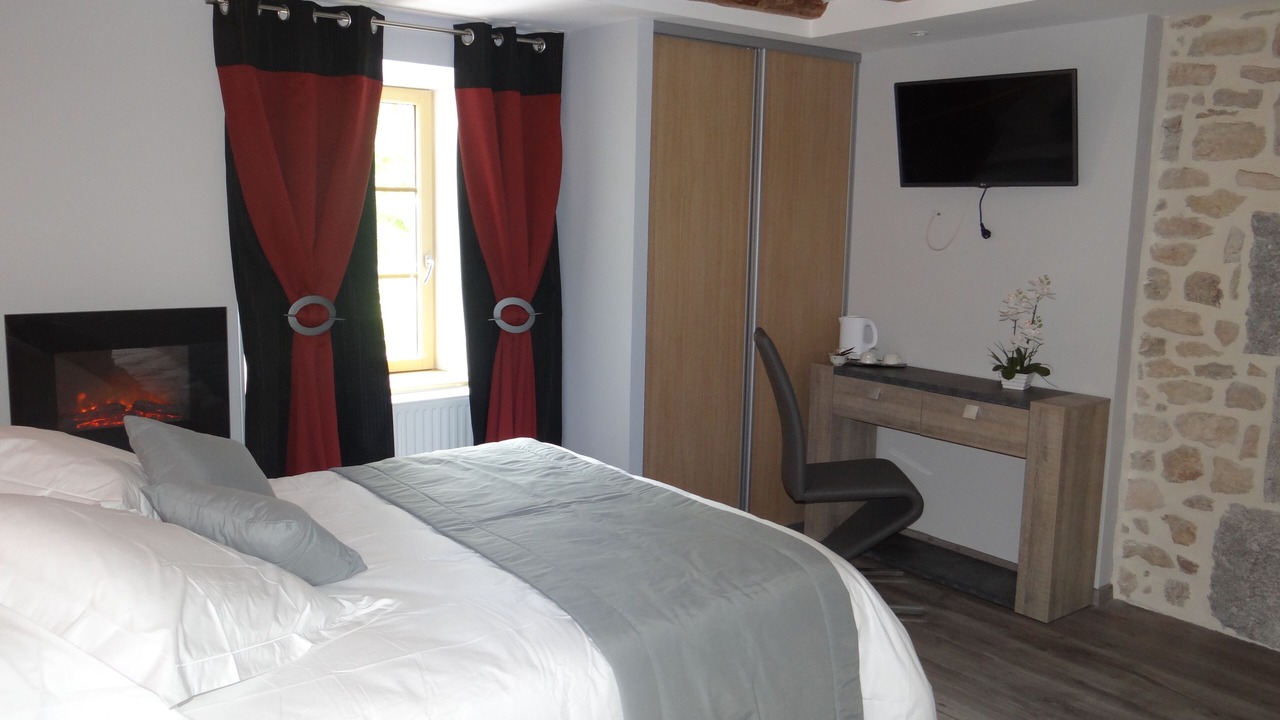 Photo of Bedroom in Chaudes-Aigues
