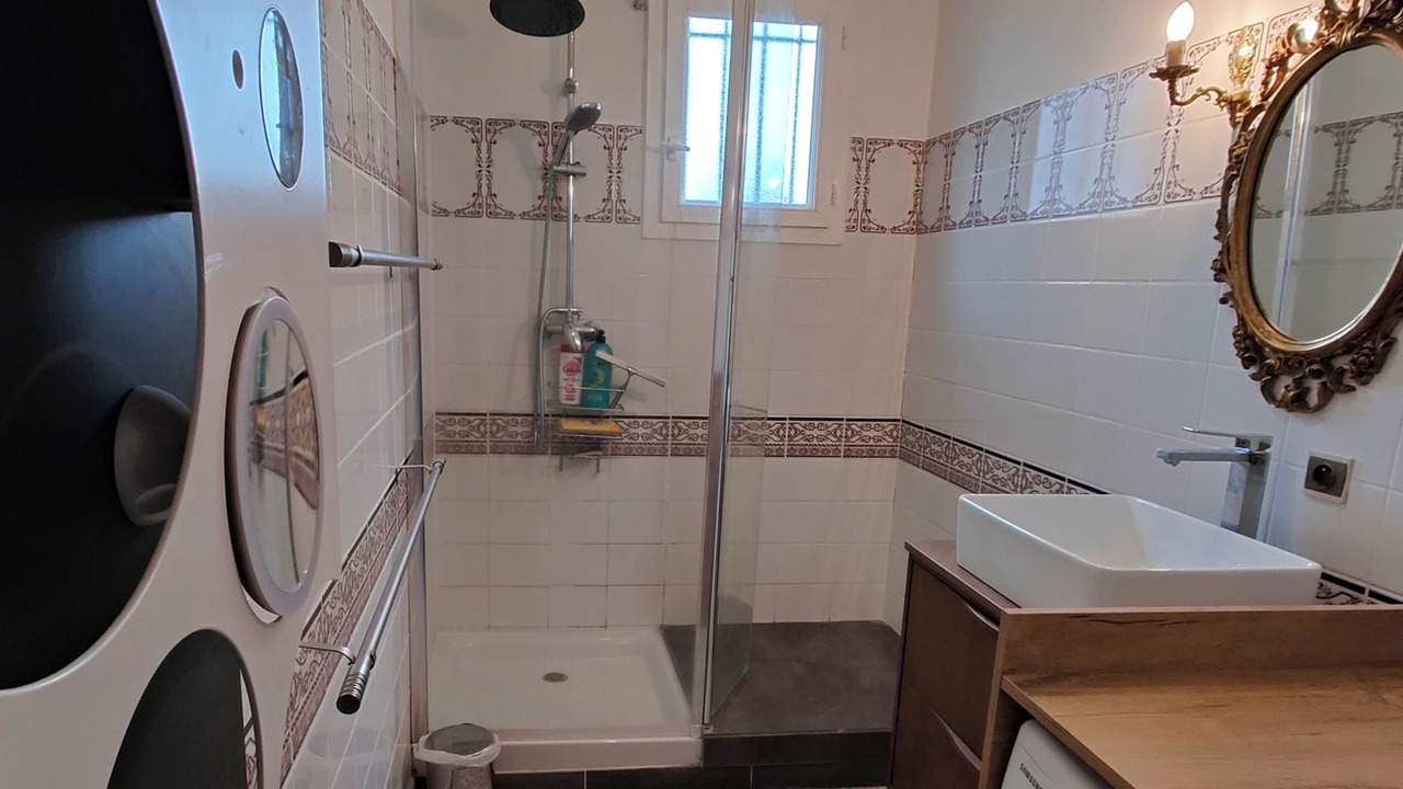 Photo of Bathroom in Montsauche-les-Settons
