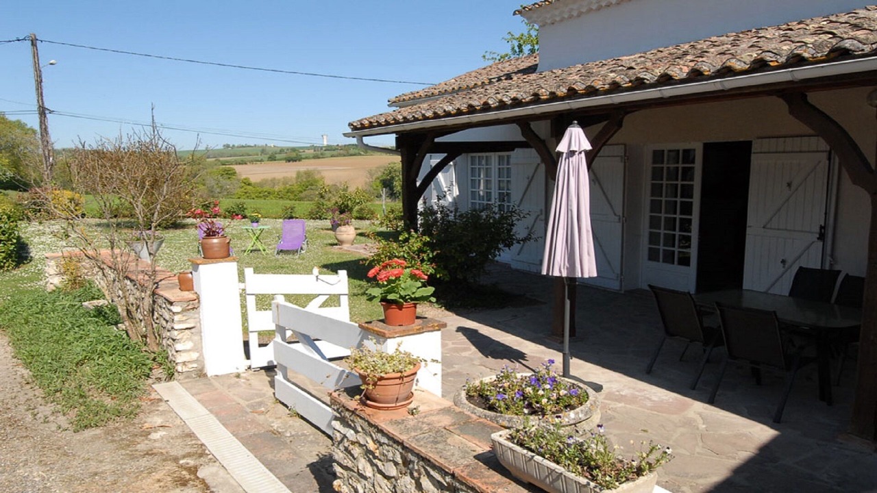 Photo of Outdoor in Lannes