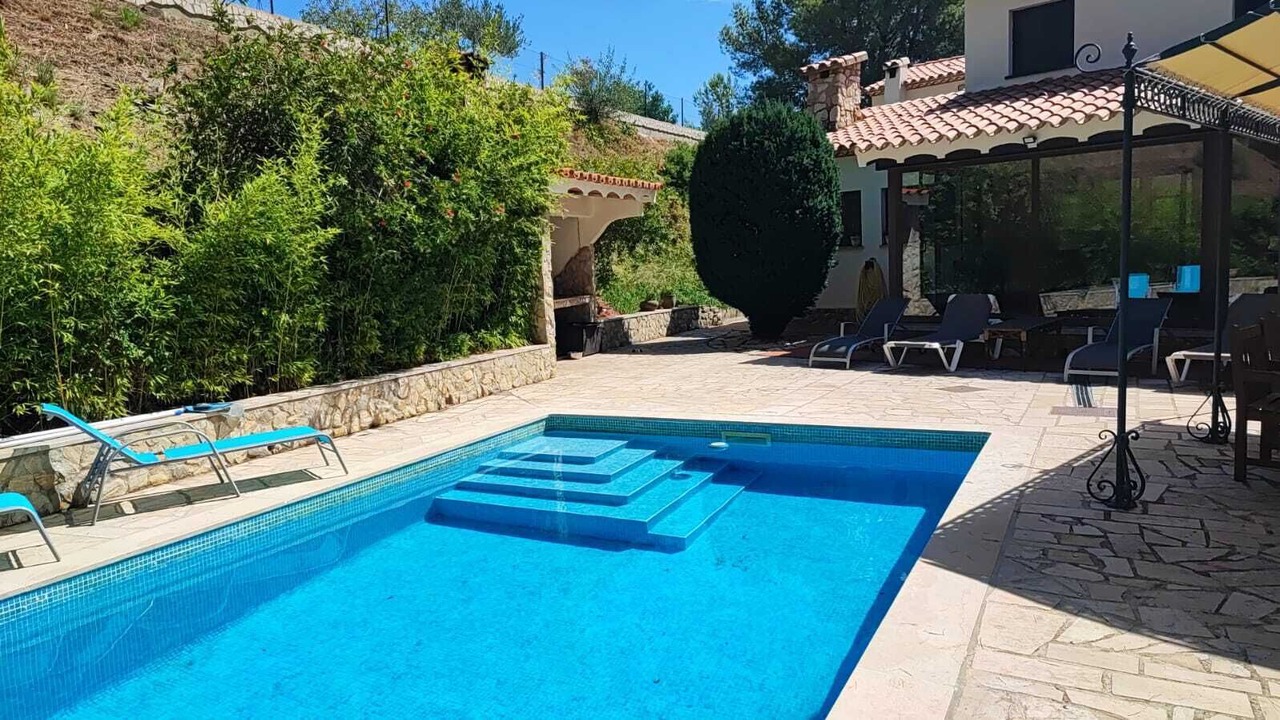 Photo of Outdoor in L'Albiol
