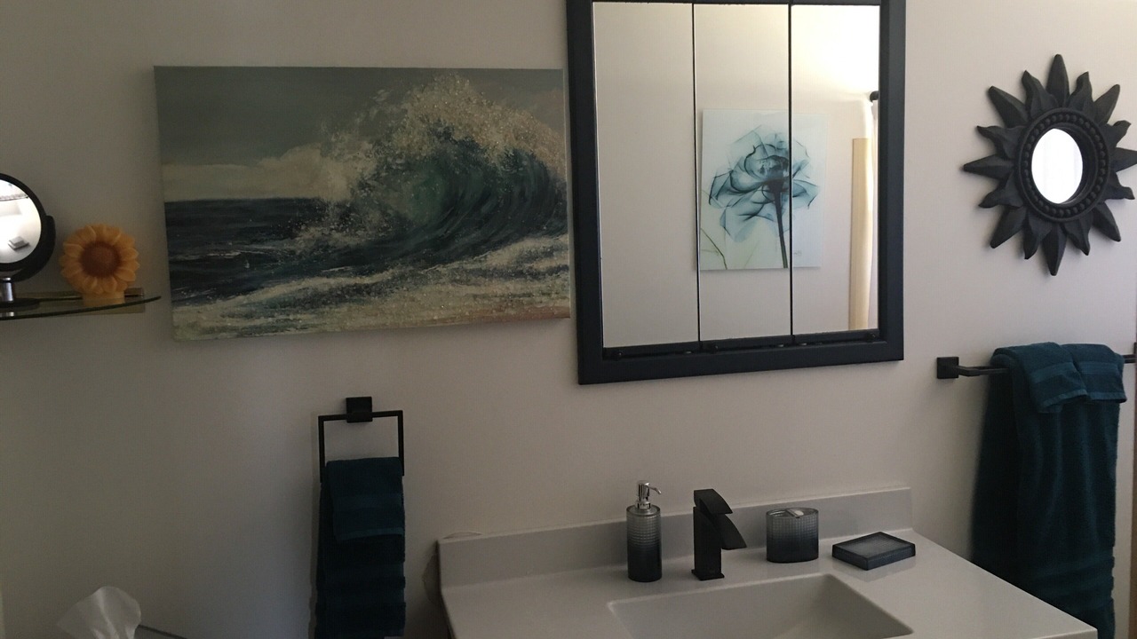 Photo of Bathroom in Cascade