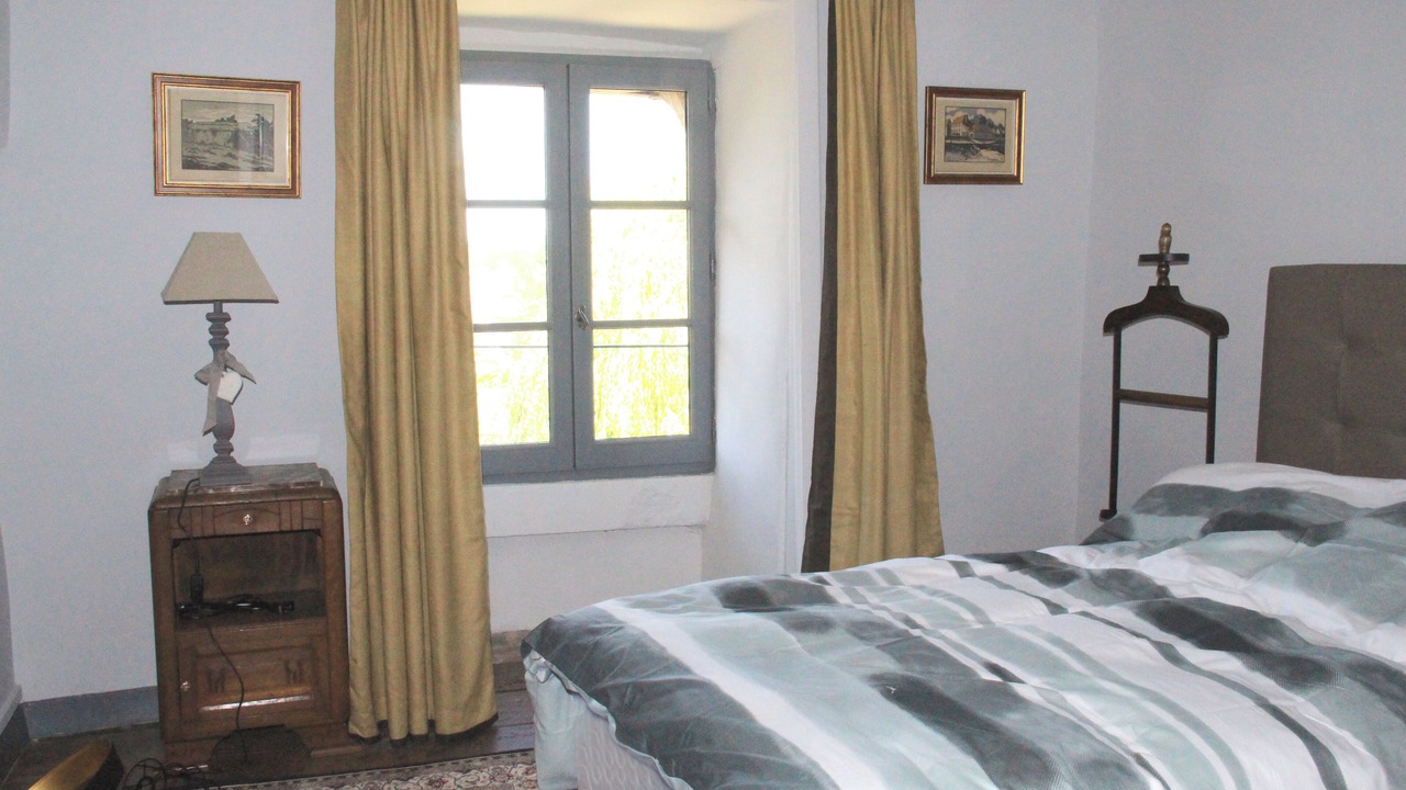 Photo of Bedroom in Montmorillon