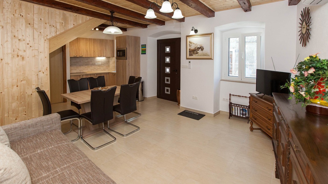 Photo of Livingroom in Omisalj