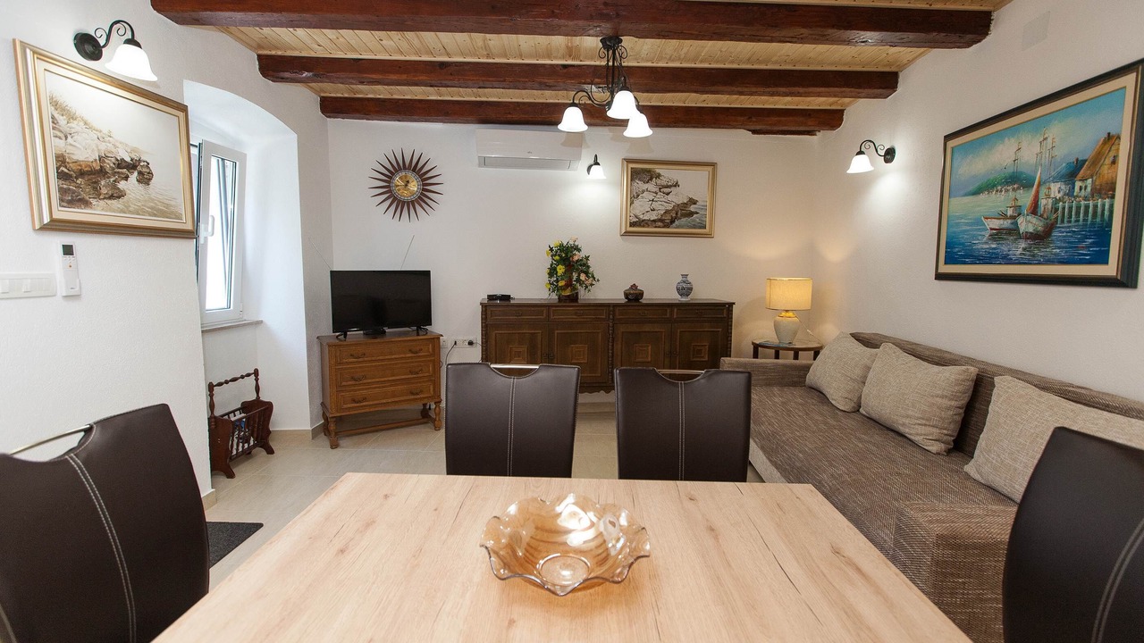 Photo of Livingroom in Omisalj