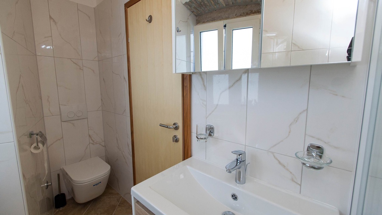 Photo of Bathroom in Omisalj