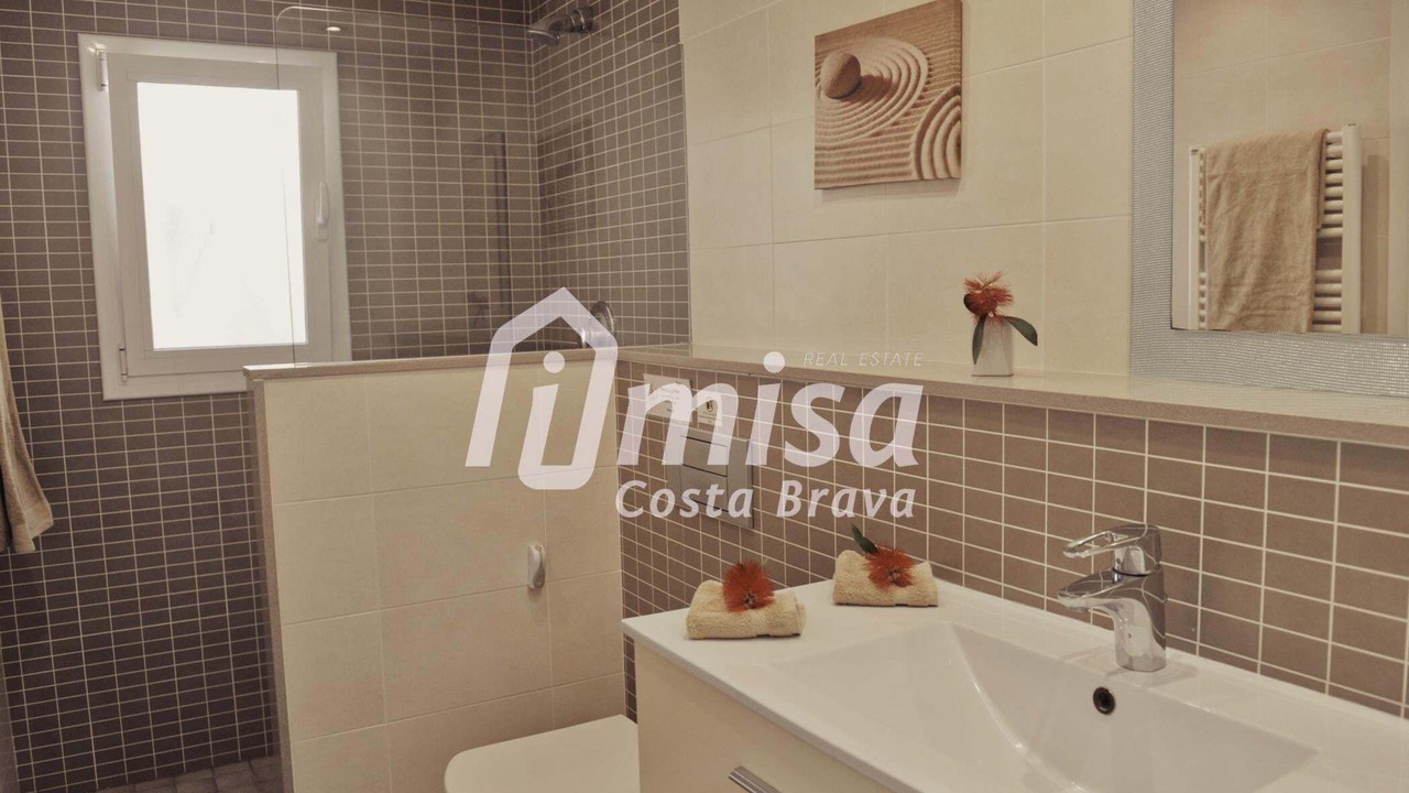 Photo of Bathroom in Calonge