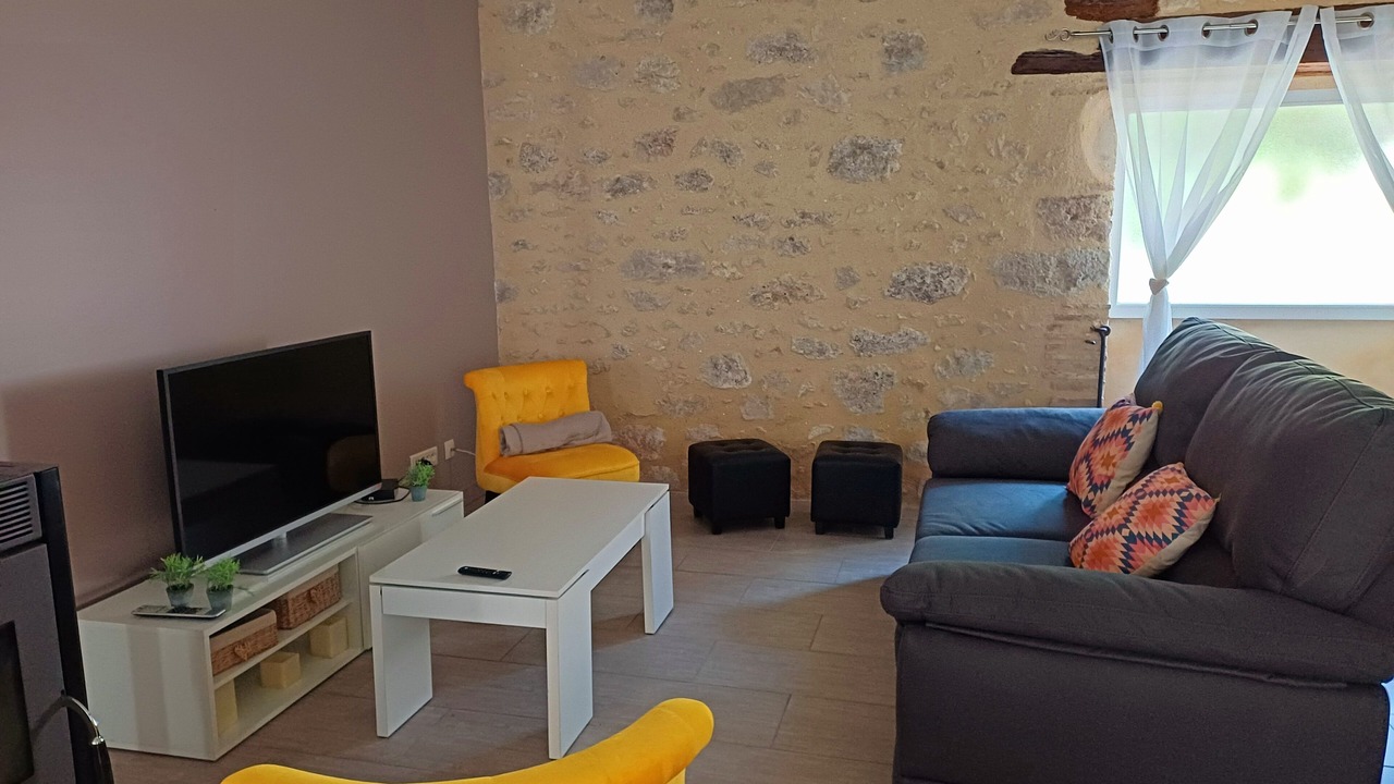 Photo of Livingroom in Montcabrier