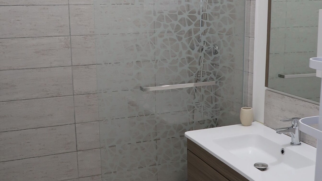 Photo of Bathroom in Le Grau-Du-Roi