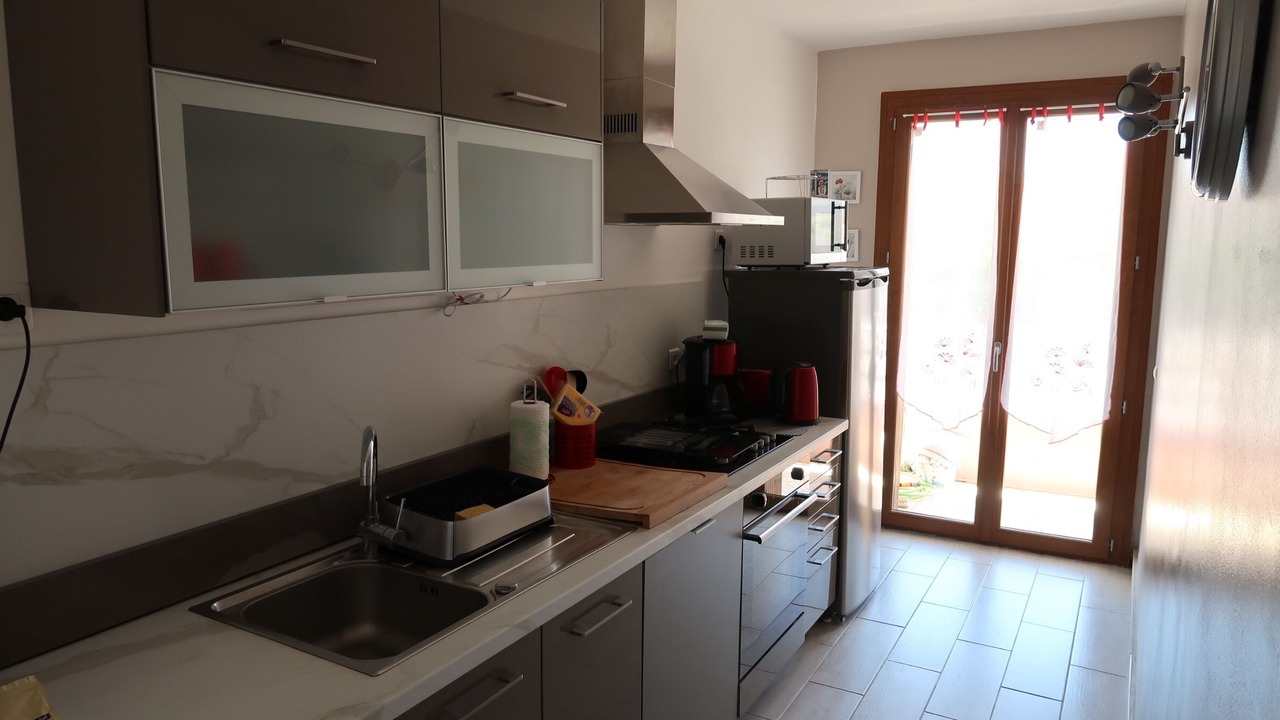 Photo of Kitchen in Le Grau-Du-Roi