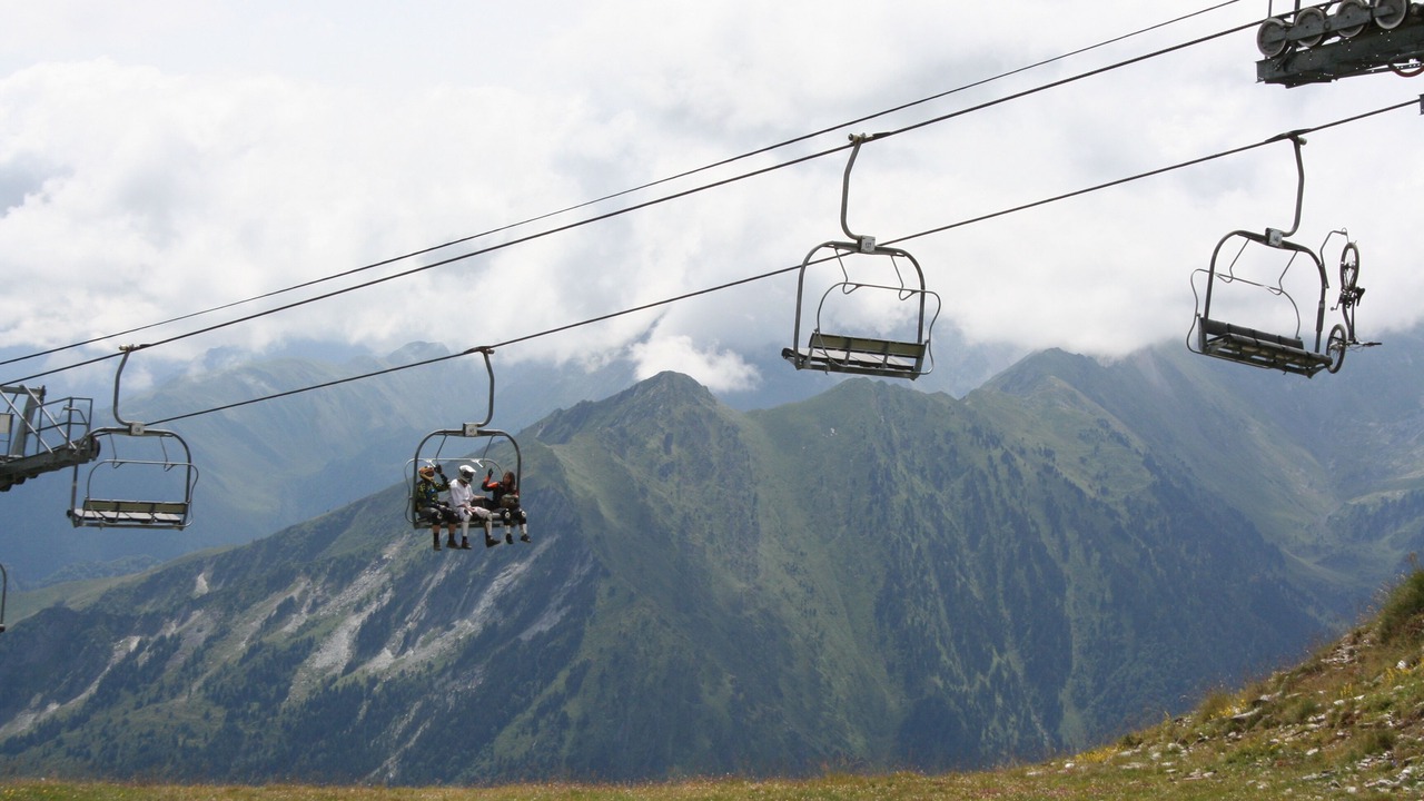 Photo of Others in Cadeilhan-Trachere