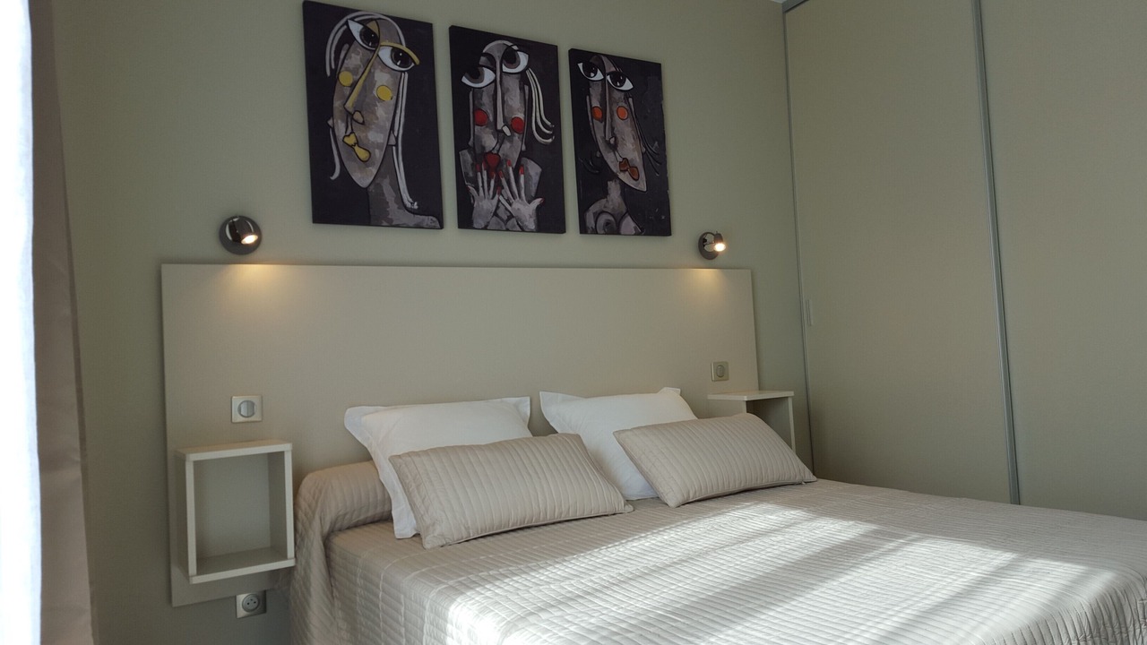 Photo of Bedroom in Andernos-les-Bains