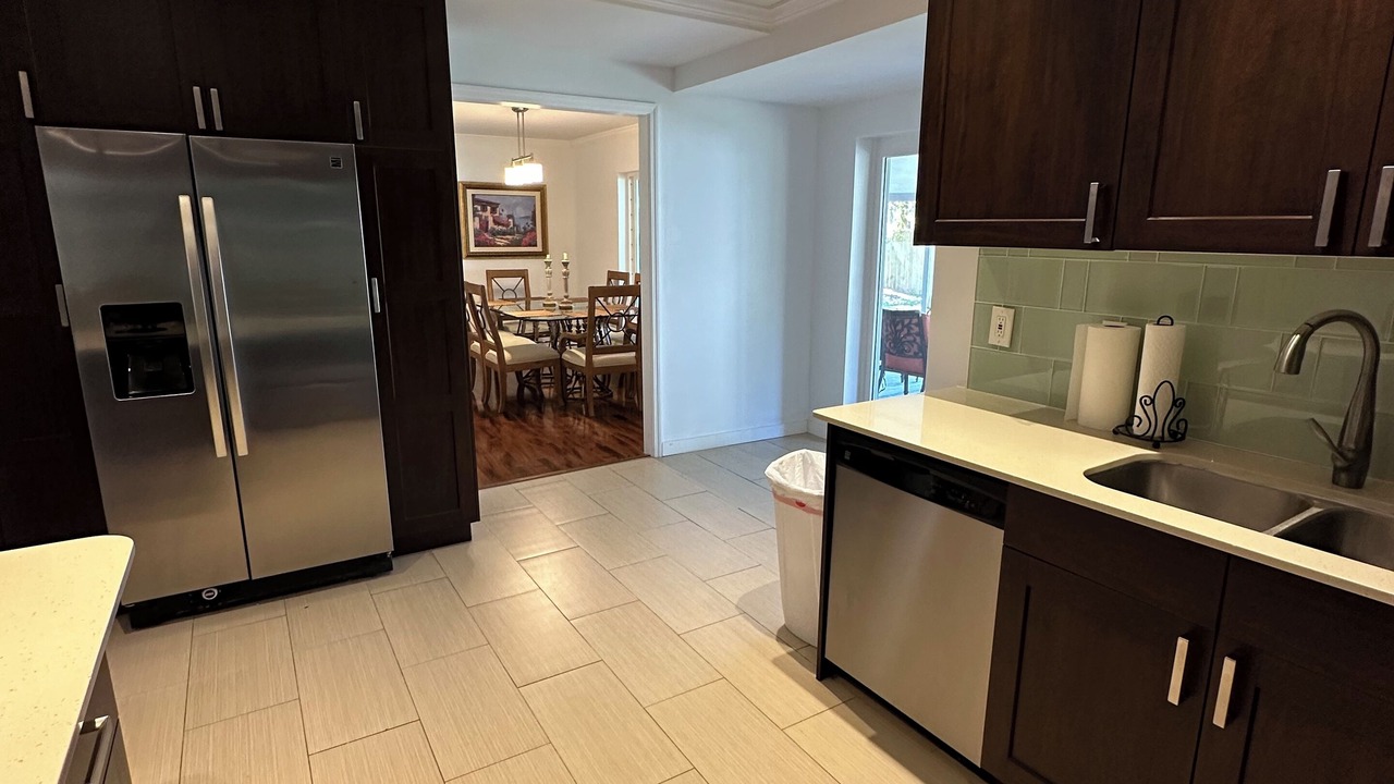 Photo of Bedroom in Gulf Gate Estates