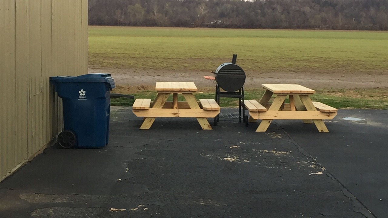 Photo of Others in Hornbeak