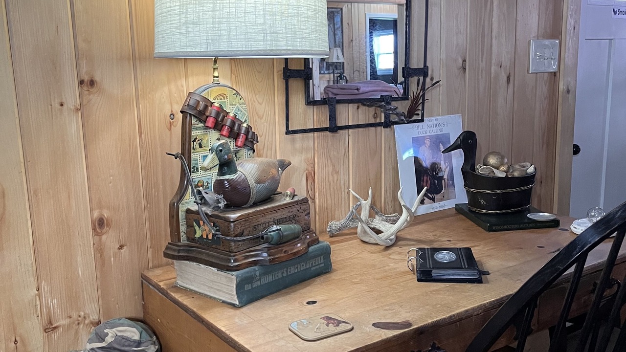 Photo of Others in Hornbeak