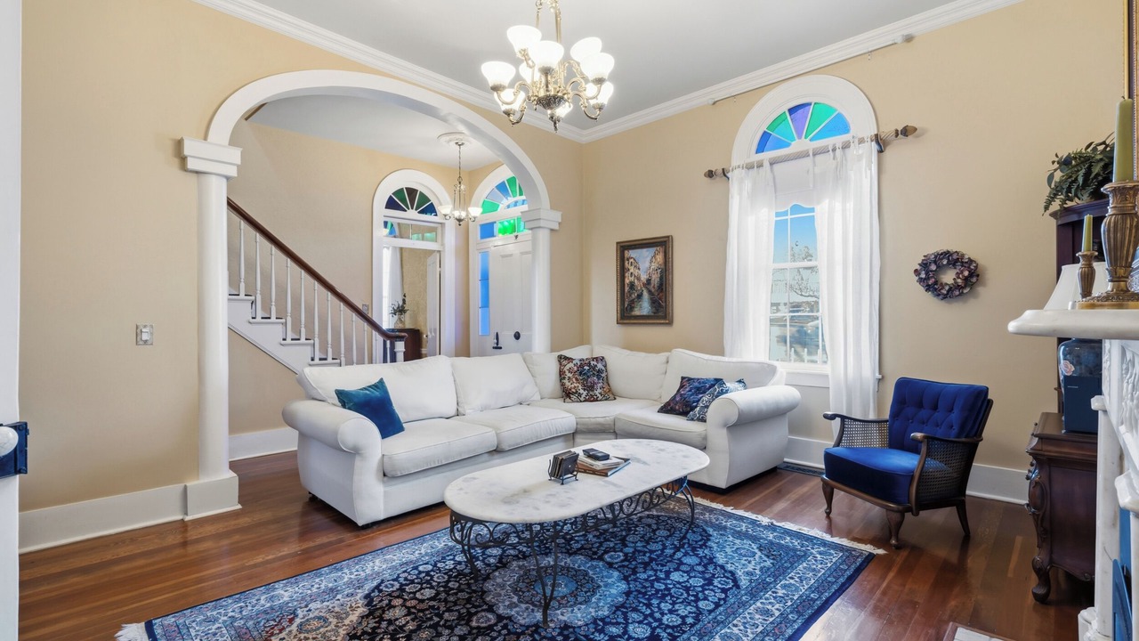 Photo of Livingroom in Jacksonville