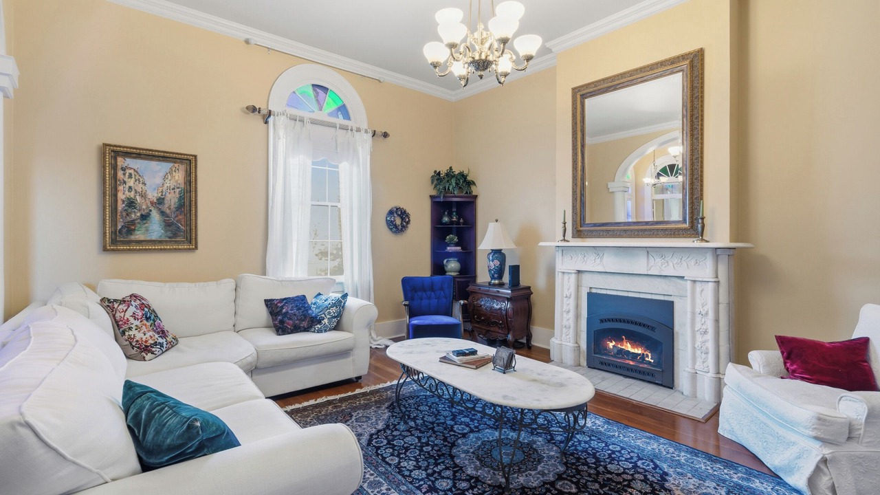 Photo of Livingroom in Jacksonville